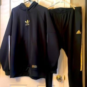 Adidas track suit Size 2XL